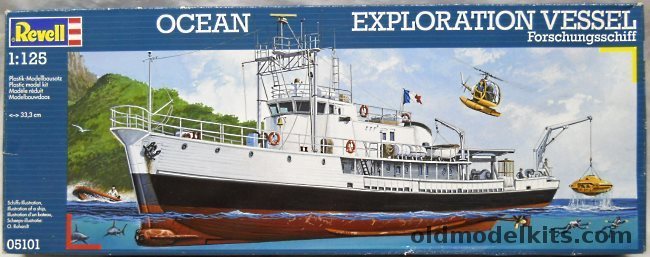 Revell 1/125 Ocean Exploration Vessel (Jacques-Yves Cousteau's Calypso), 05101 plastic model kit